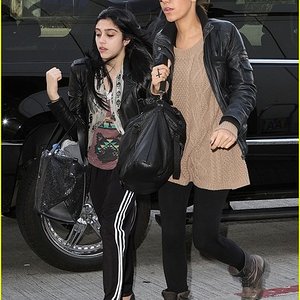 lourdes leon And hogan script Bag gallery (1)