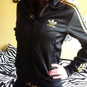 bluzy adidas original firebird czarna Ze zlotym