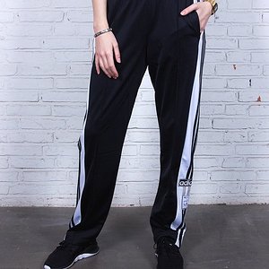 aaadidas-originals-adibreak-pant_590x885c.jpg