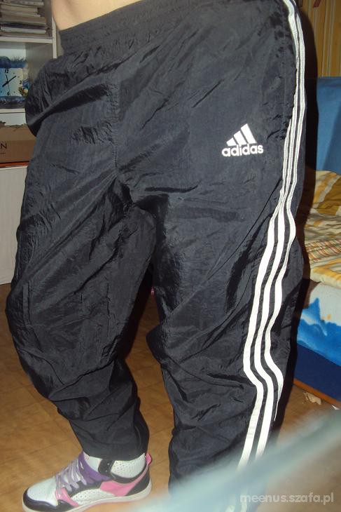 Adidas womans baggy black pants with white stripes small front logo