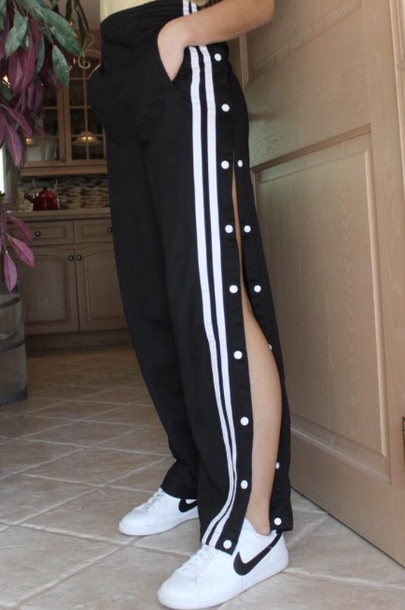 Adidas Vintage 90s black adidas tear away pants