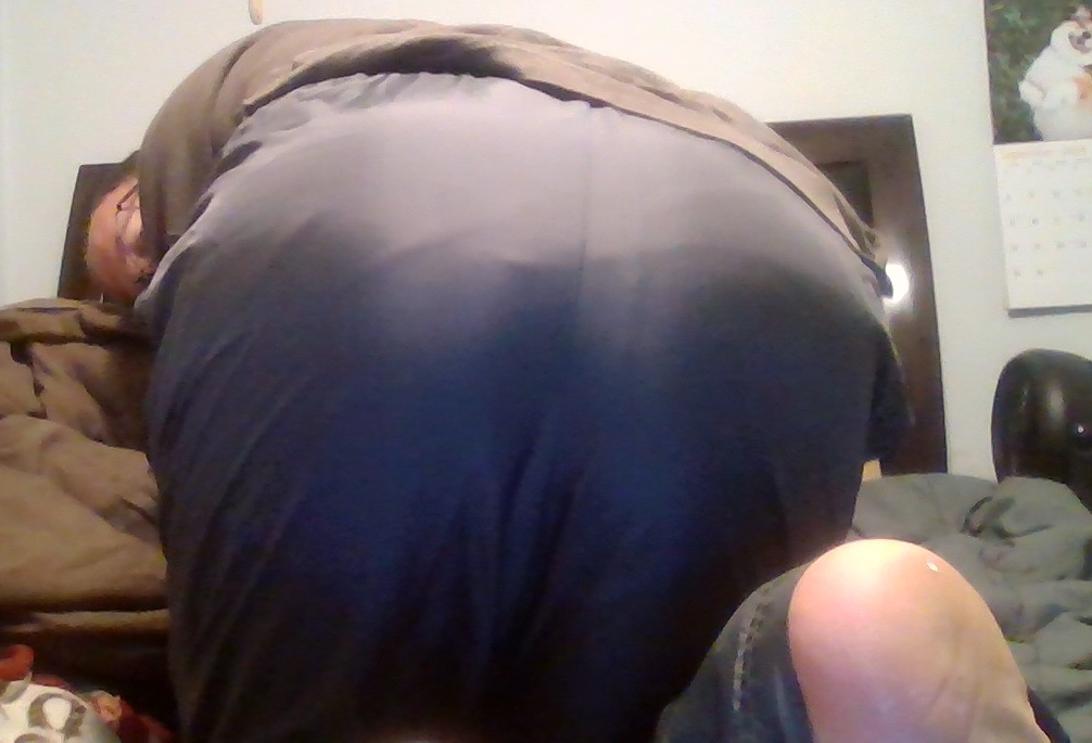 Look at my big nylon butt in my Gray Shirt and my Gray Medium Athletic Works Nylon Pants