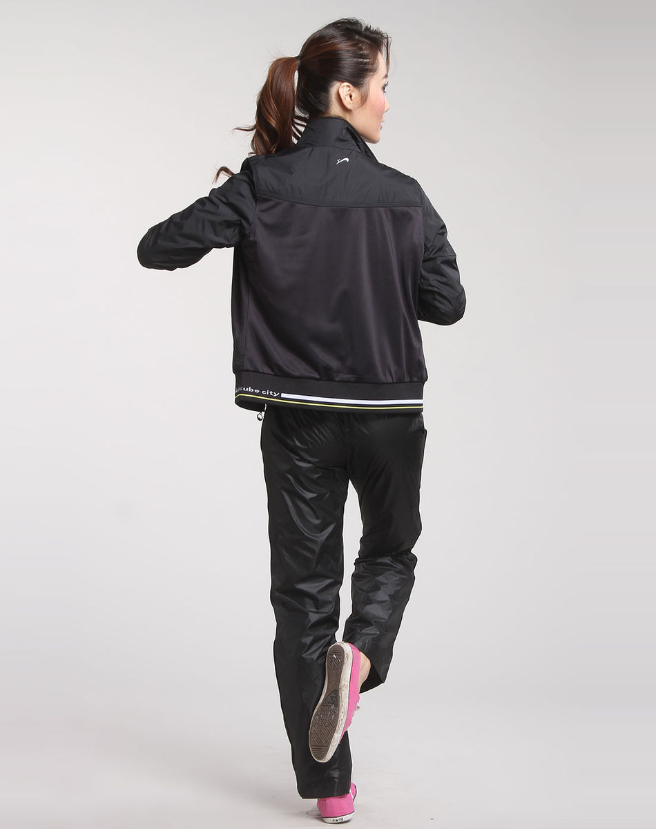 Tracksuit 125